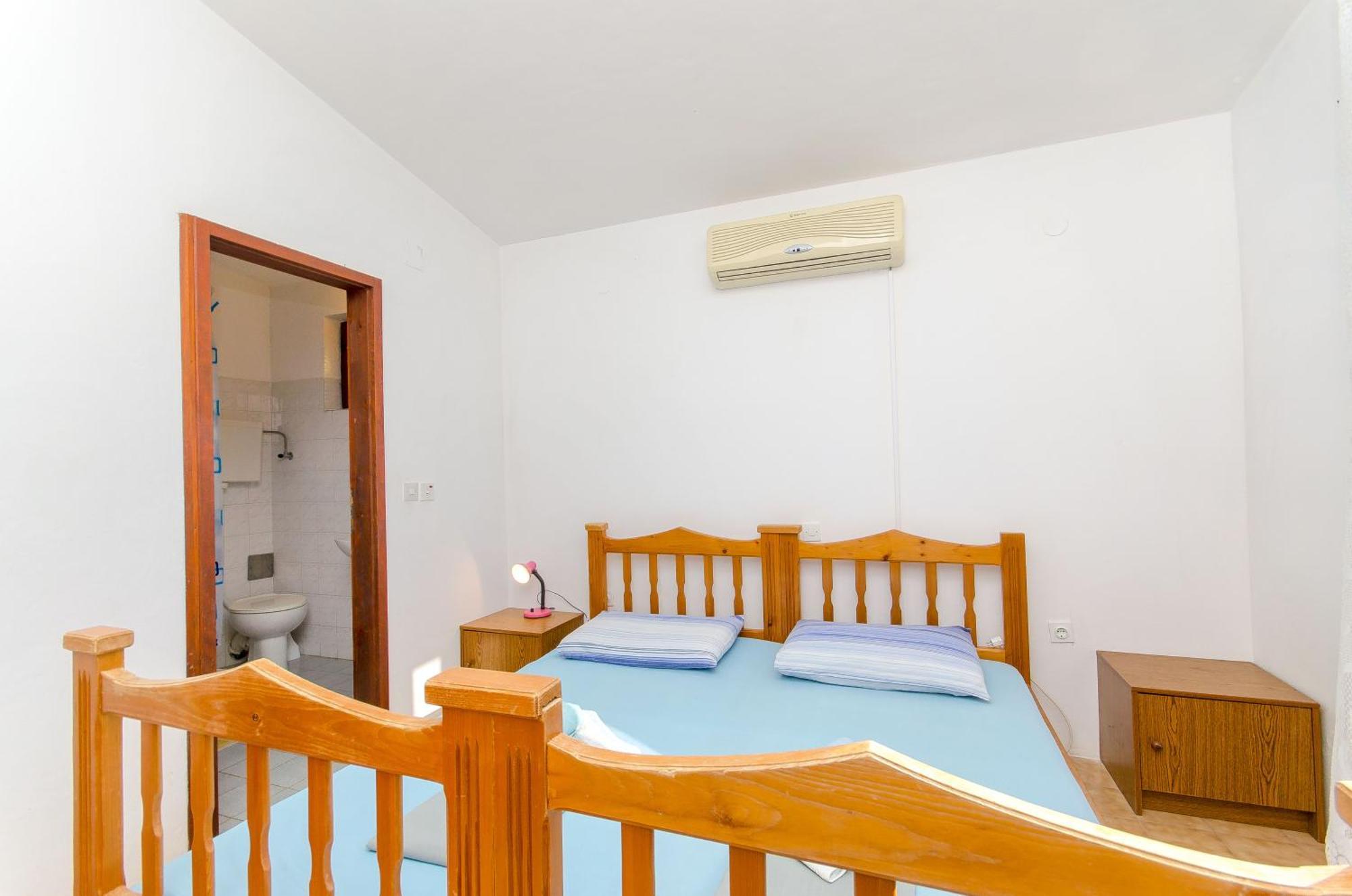Apartments Lorena Stomorska Bilik gambar