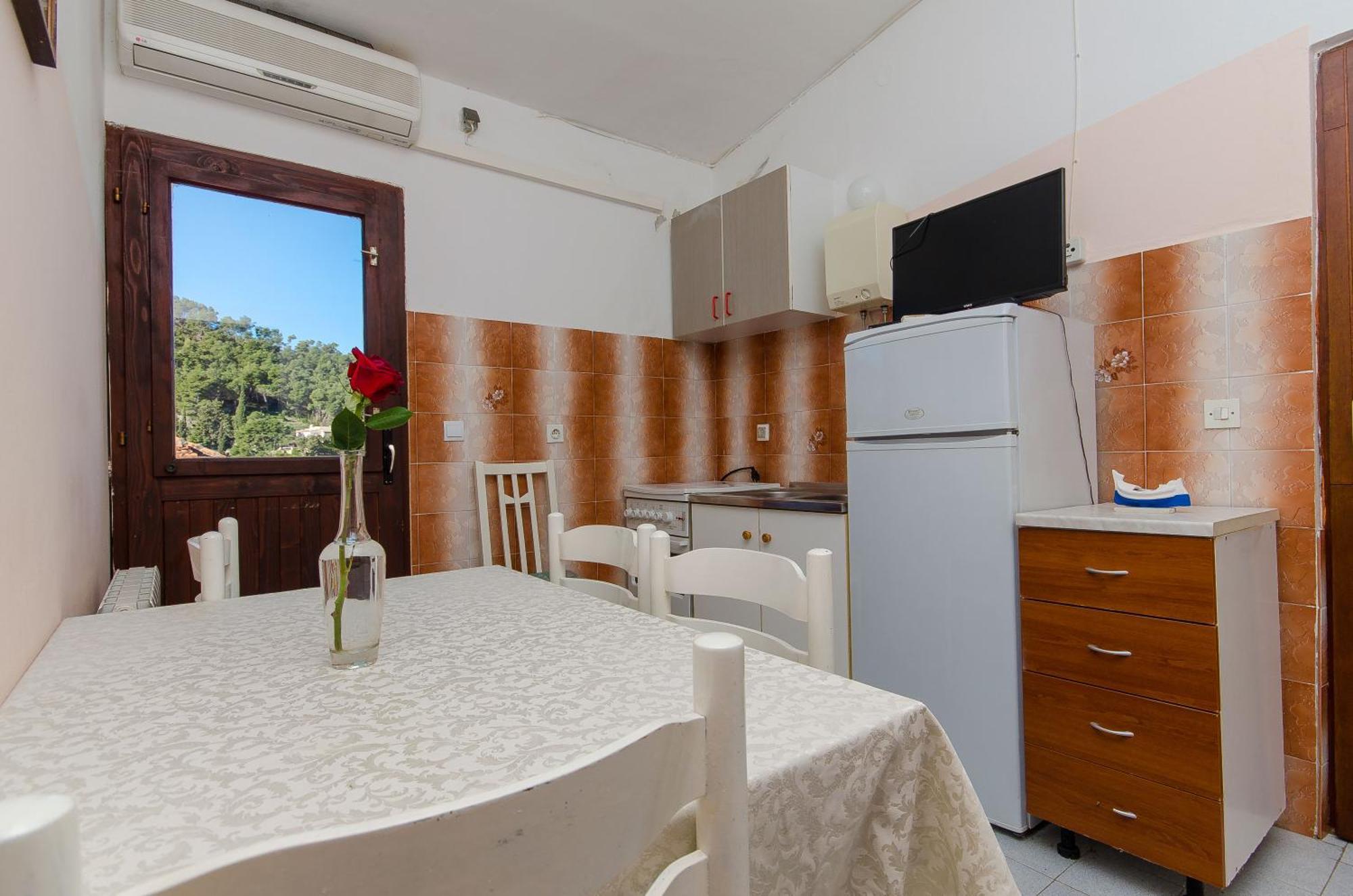 Apartments Lorena Stomorska Bilik gambar