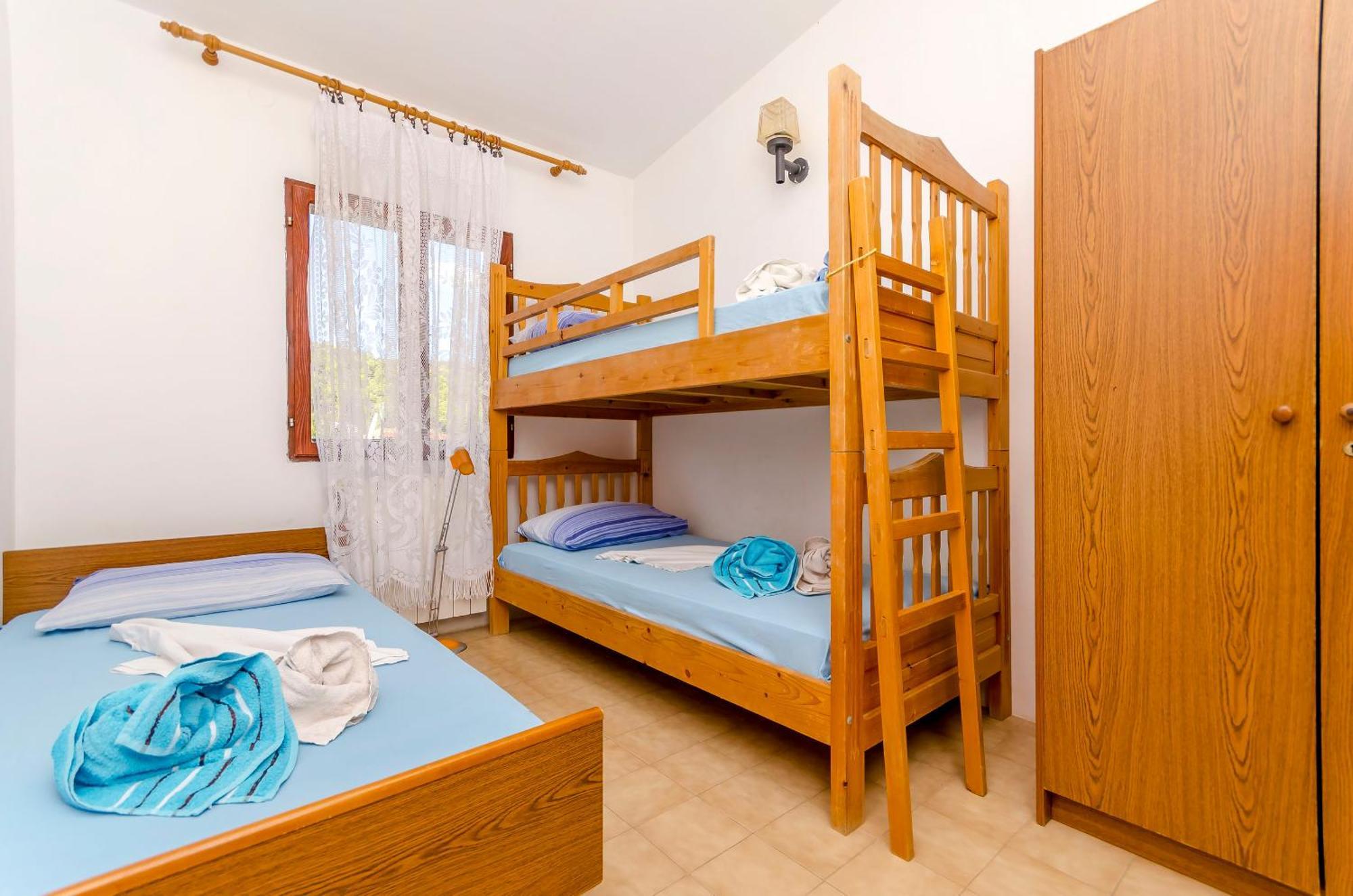 Apartments Lorena Stomorska Bilik gambar